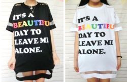poorgirlsclub:  “Beautiful Day” Tunic -ฤ.00 on