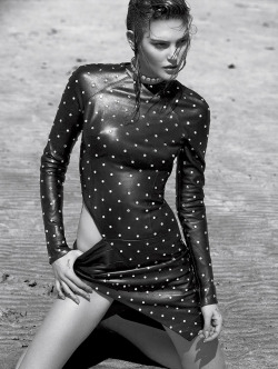 stormtrooperfashion:  Catherine McNeil by Greg Kadel for Vogue