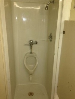 stupittmoran:  Special shower for people who like to pee while