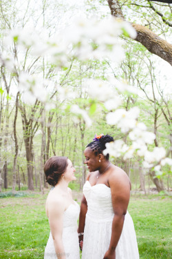 the-inspired-lesbian:  weddingsandlesbians:  by Tara Beth Photography