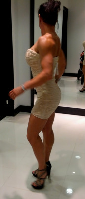 mywifetypelady:  I tried on a new dress.  What do you think?