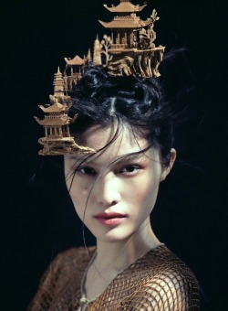 n-a-p-o-l-e-o-n:  Sui He Photographed by Chen Man for Muse Magazine