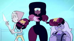 mysterypearl:  do you ever think about garnet holding back her