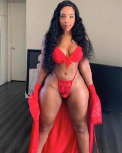 SUPER CHOCOLATE SLUT IS A THICK HOT DIRTY MEATY CHOCOLATE SLUT