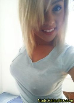 snapchatsextinggirls:  Do you see what I see - Find Snapchat