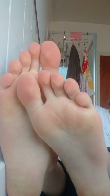 aafeet:  A nice close-up of my soft soles