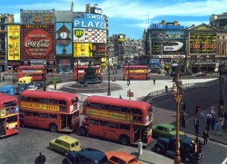 magictransistor:  Piccadilly Circus