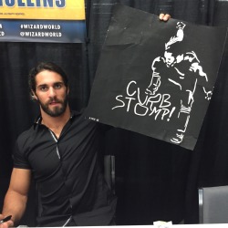 dasophiebee:  Seth Rollins with my sign! <3