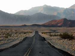 old-hopes-and-boots:  Death Valley, CA, by Dizzy Atmosphere