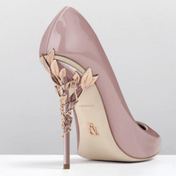 ms-cn:  Ralph & Russo ‘Eden’ heel pump with rose-gold