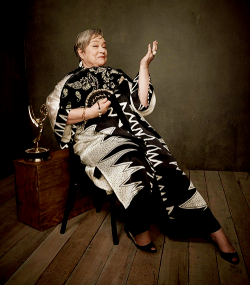 fionagoddess:  Kathy Bates by Larry Busacca.