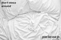 ohcalmtitty:  your bed // all time low