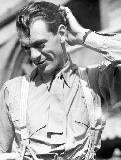 deforest:  Gary Cooper on the set of If I Had a Million (1932)