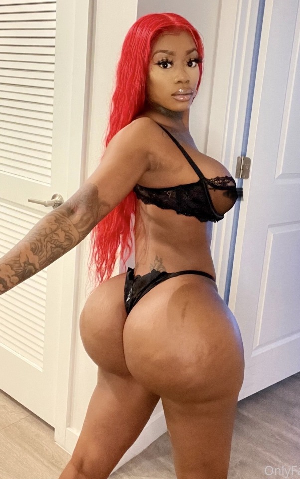 barberfireman:Big Ass🍑