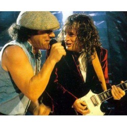 acdc-ukraine:  #AcDc #angusyoung #brianjohnson