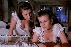 naked-twins-and-sisters:  Sexy identical twin actresses Mary