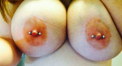 piperbella22:  My beautiful #nipples are blinging, now…..#awesome