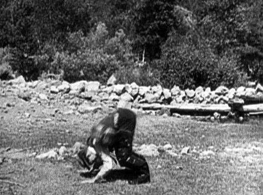 littlehorrorshop:Buster Keaton stands on his head to drain his