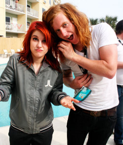 kylefizzy:  Hayley Williams from Paramore and Travis Clark from