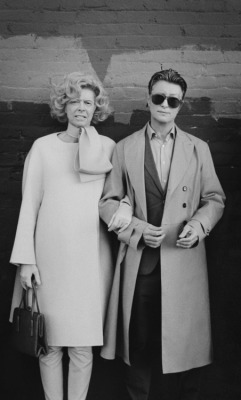 athenaltena:  David Bowie and Tilda Swinton crossdressing as