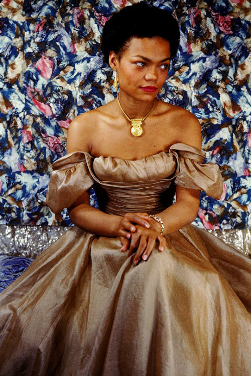 yan-wo:Eartha Kitt photographed by Carl Van Vechten, c. 1954