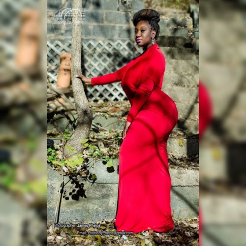 Sexy Red Dress and a Curvy Model Juju @theoriginal_judy   Found