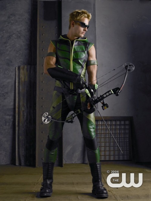 GALLERY: Green Arrow in a hot leather superhero costume… yeh, like superhero’s aren’t gay!