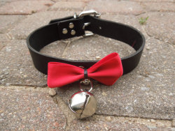  This would actually make a really cute cow play collar !!!