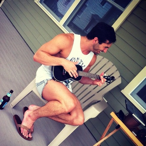tumblinwithhotties: Broadway Beefcake - Michael Scirrotto (Evita, Godspeed, West Side Story)