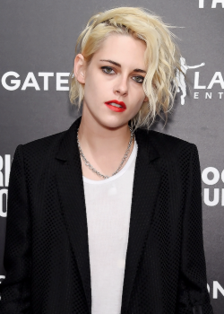 kristensource:    Kristen Stewart attends a screening of ‘American