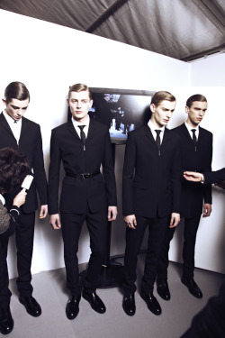 siebzig:  DIOR HOMME AW13 BACKSTAGE ph HARRY CARR 