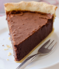 fullcravings:  Chocolate Fudge Pie 