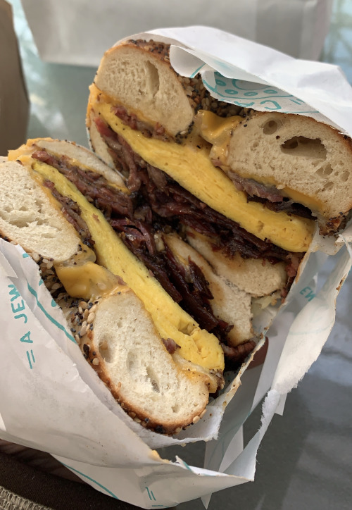 lovesandwichrecipes:  The Shyne - Pastrami, egg, cheese and spicy