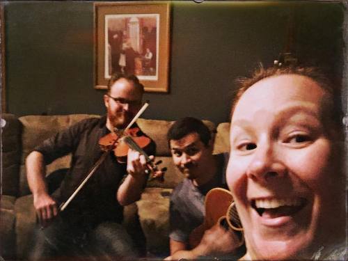 <p>These are the good times. #fiddlestarcamp #fiddle #friends #squad #gibsonguitars  (at Fiddlestar)</p>