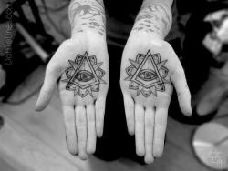 brutalgeneration:  Tumblr on We Heart It - http://weheartit.com/entry/62777907/