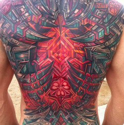 sellyourselfshort:  noodlebrain11:  tattoo-deities:  Artist: