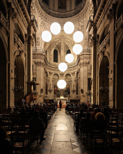 brutalgeneration:  «?», Robert Stadler’s question mark installation