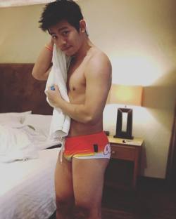 maxxie1129:  excited to try out my new ausiebum swim trunk only