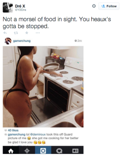 kravemychocolatekurves:  imsoshive:  lmfaoo  What is she cooking?