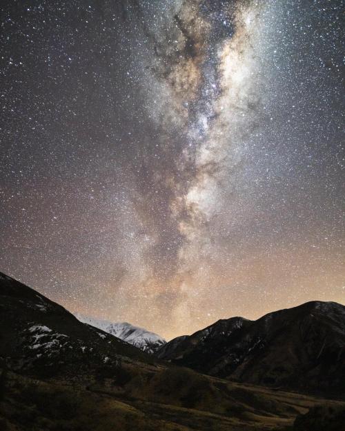 jbeckham44:  Single Exposure of the Milky Way Rising over Porters