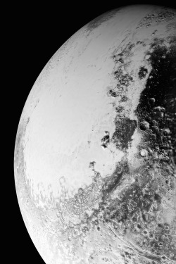 infinity-imagined:  New sights of Pluto 