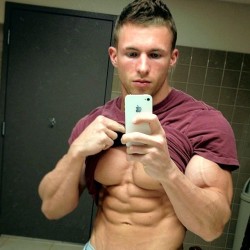 youngmusclejock:  Awesome Abs, Pecs, and Bulging Biceps 💥#muscleboys