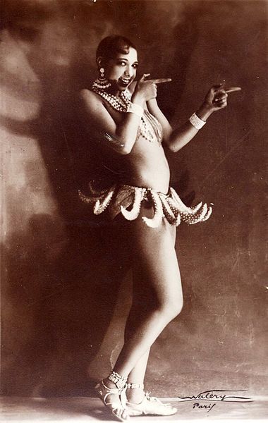 tyndall-blue:  riskycuriosity:  artemisiumabsinthia:  Josephine Baker, later known as ‘Bronze Venus’, ‘Black Pearl’ and ‘Créole Goddess’ was born in America in 1906 and later moved to France to become a singer, dancer, and actress. She was
