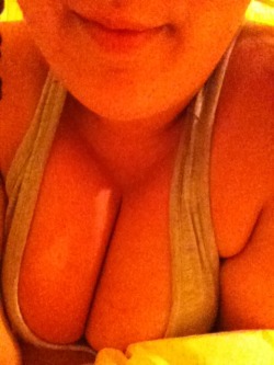 fishnethousepet:  Going to bed, have a shitty ipod cleavage shot
