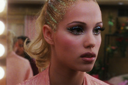 weirdtrip:  showgirls (1995) 