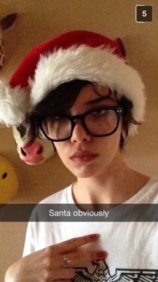 malefactum:  beingthesupreme:  Merry Christmas from one of the