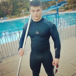 allofthelycra:  Follow me for more hot guys in lycra, spandex,