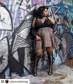 Ohhhh snap a #Repost  by Plus Model Magazine @plusmodelmag  of