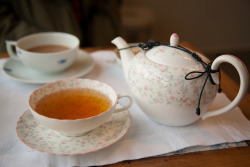 closings: Tea Time by Estrella Hwang on Flickr.