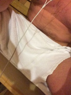 straightcuriousbuds:  russ72207:  #gym #sauna #workout  One of